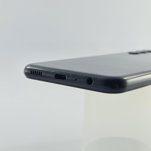 Смартфон Samsung Galaxy A13 128 GB Black USED **