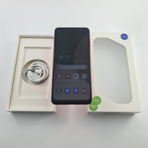 Смартфон Samsung Galaxy A12 32 GB Red USED **