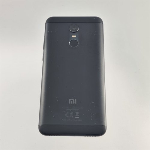 Смартфон Xiaomi Redmi 5 Plus 32 GB Black USED **