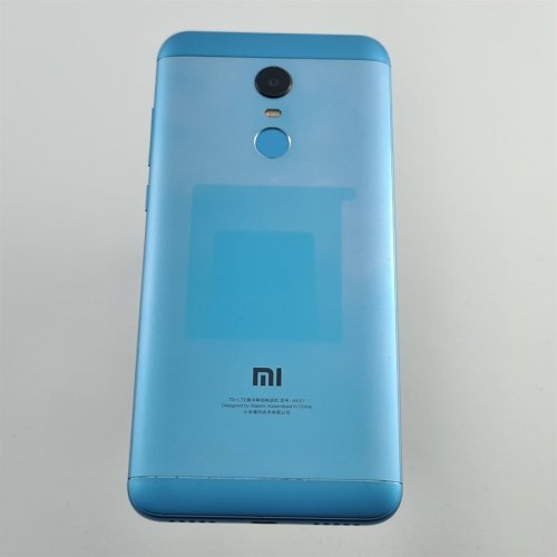 Смартфон Xiaomi Redmi 5 Plus 32 GB Blue USED **