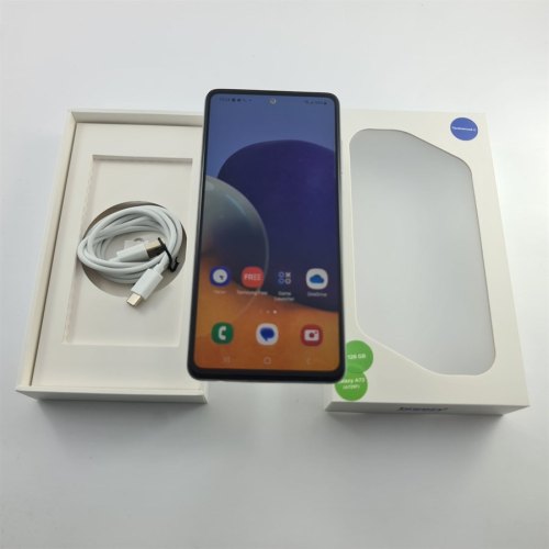 Смартфон Samsung Galaxy A72 128 GB White USED **