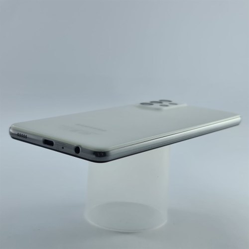 Смартфон Samsung Galaxy A72 128 GB White USED **