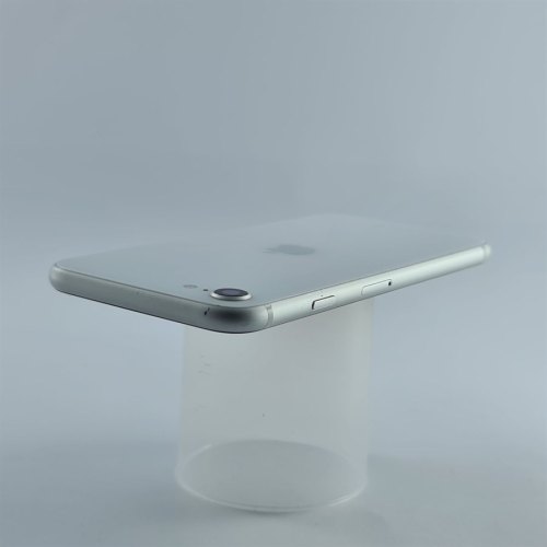 Смартфон Apple iPhone 8 64 GB Silver USED **