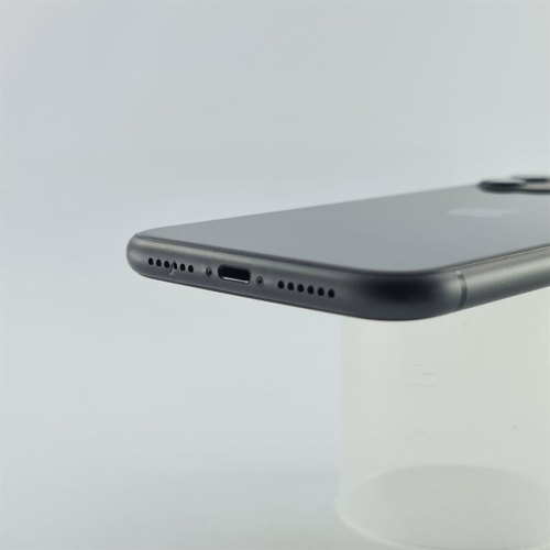 Смартфон Apple iPhone 11 128 GB Black USED **