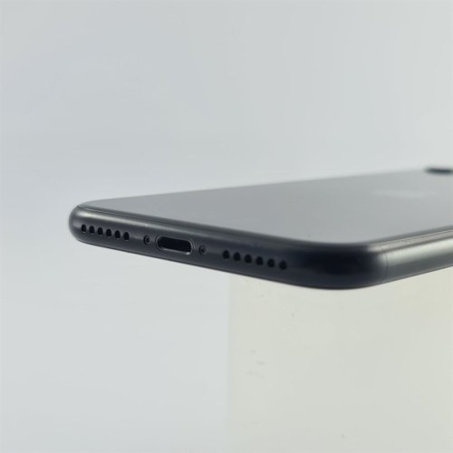 Смартфон Apple iPhone SE Gen.2 64 GB Black USED **