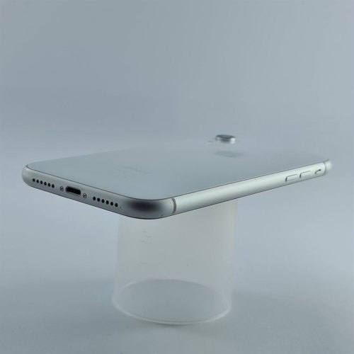 Смартфон Apple iPhone Xr 64 GB White USED **