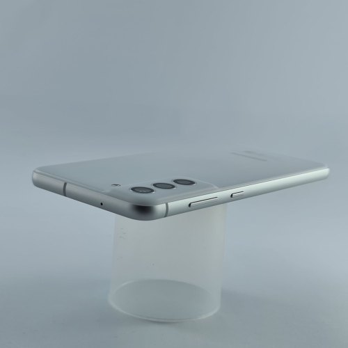 Смартфон Samsung Galaxy S21 FE 5G 128 GB White USED **