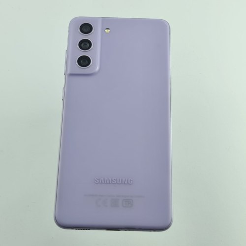 Смартфон Samsung Galaxy S21 FE 5G 128 GB Lavender USED **