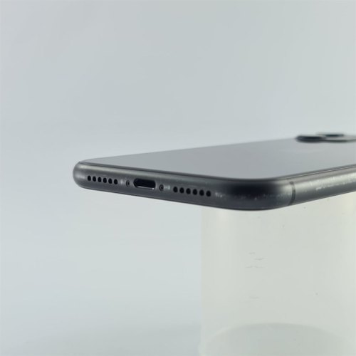 Смартфон Apple iPhone 11 64 GB Black USED **