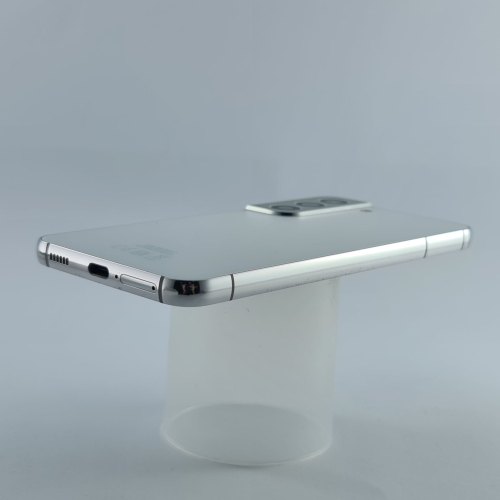 Смартфон Samsung Galaxy S22 256 GB Phantom White USED **
