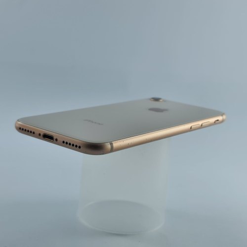 Смартфон Apple iPhone 8 128 GB Gold USED **