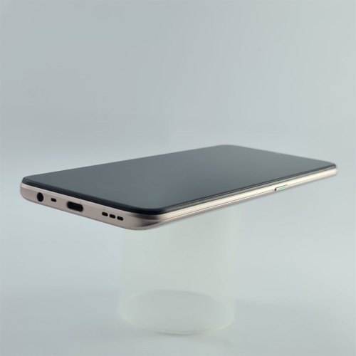 Смартфон Oppo A5 64 GB Dazzling White USED **