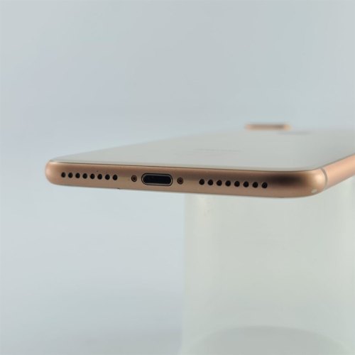 Смартфон Apple iPhone 8 Plus 64 GB Gold USED **