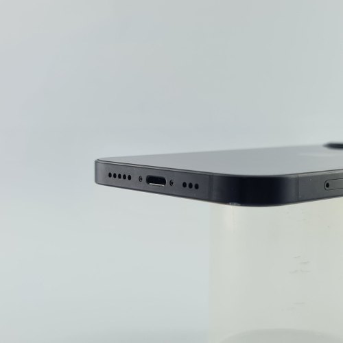 Смартфон Apple iPhone 12 128 GB Black USED **