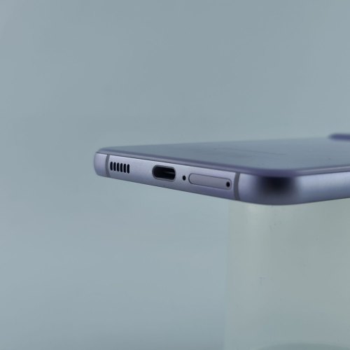 Смартфон Samsung Galaxy S21 FE 5G 128 GB Lavender USED **