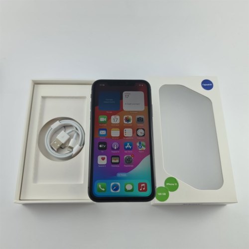 Смартфон Apple iPhone 11 128 GB Black USED **
