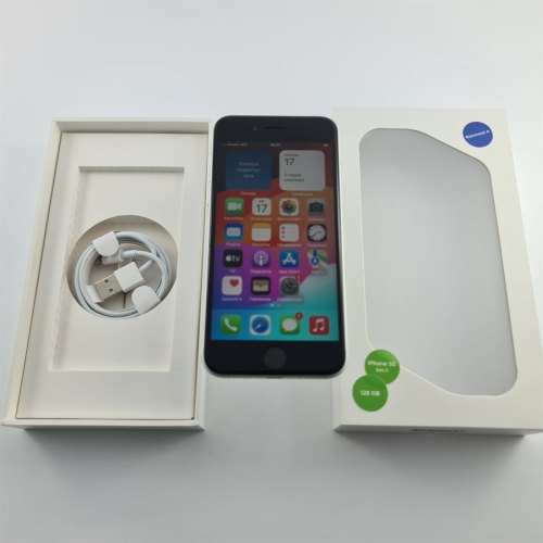 Смартфон Apple iPhone SE Gen.2 128 GB White USED **