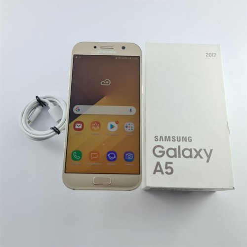 Смартфон Samsung Galaxy A5 2017 32 GB Gold USED **