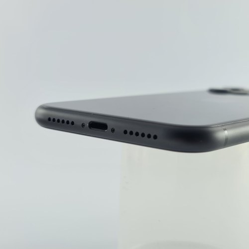 Смартфон Apple iPhone 11 128 GB Black USED **