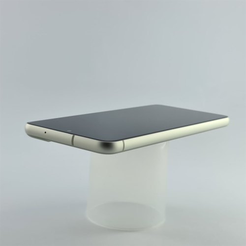 Смартфон Samsung Galaxy S21 FE 5G 128 GB Olive USED **