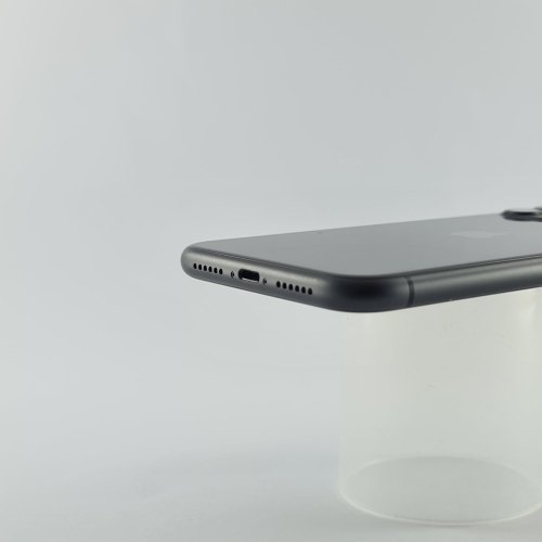 Смартфон Apple iPhone 11 128 GB Black USED **