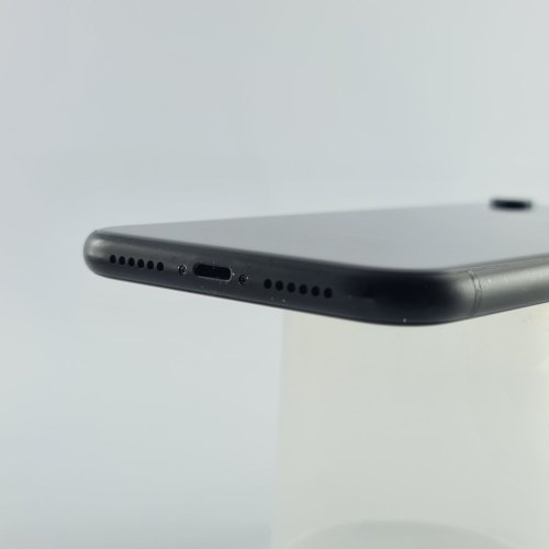 Смартфон Apple iPhone Xr 64 GB Black USED **