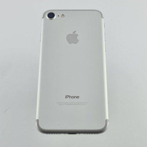 Смартфон iPhone 7 128GB Silver, Model A1778 USED **