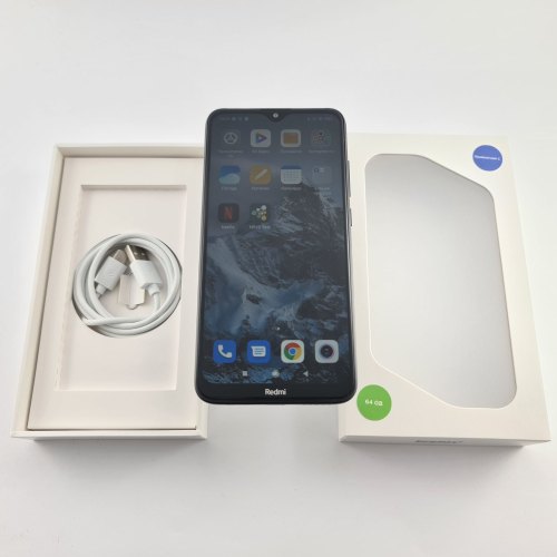 Смартфон Xiaomi Redmi 8 4/64Gb Black USED **