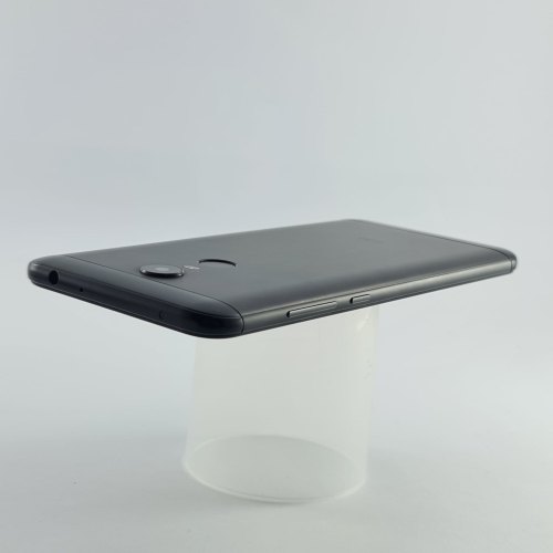Смартфон Xiaomi Redmi 5 Plus 3/32Gb Black USED **