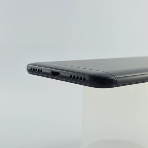 Смартфон Xiaomi Redmi 5 Plus 3/32Gb Black USED **