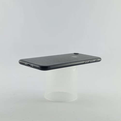 Смартфон APPLE iPhone 7 32GB Black USED **