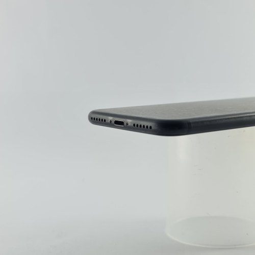 Смартфон APPLE iPhone 7 32GB Black USED **