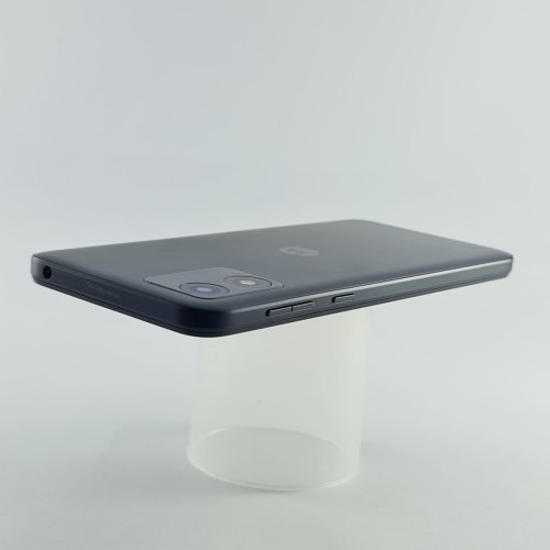 Смартфон Motorola Moto E13 (XT2345) 2/64Gb Cosmic Black USED **