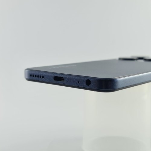 Смартфон Tecno Spark 10 (KI5q) 8/128Gb Meta Blue USED **