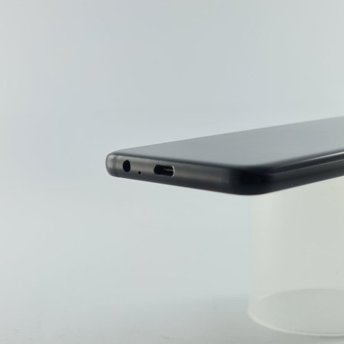 Смартфон Samsung Galaxy A8 2018 (A530F) 32Gb Black (SM-A530FZKDSEK) USED **