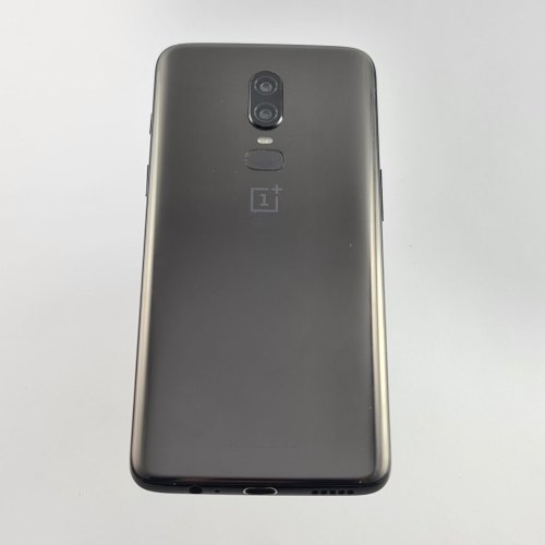 Смартфон OnePlus 6 6/64Gb Midnight Black USED **