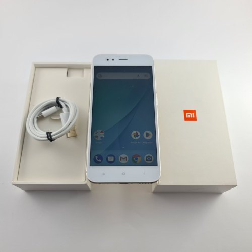 Смартфон Xiaomi Mi A1 4/64Gb Gold USED **