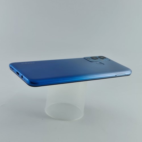 Смартфон Infinix Hot 12 Play 4/64Gb Horizon Blue USED **