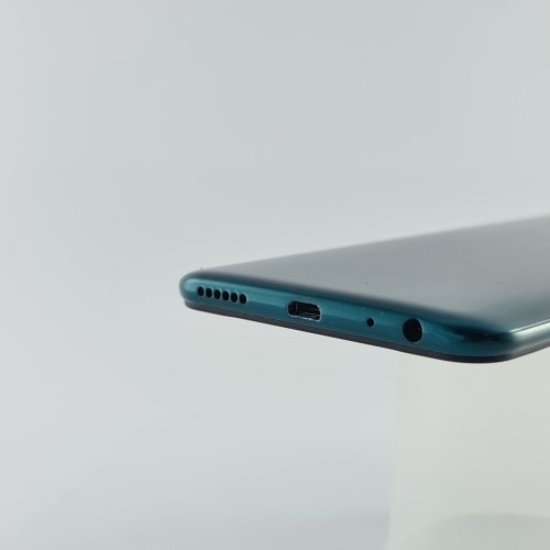 Смартфон Vivo Y1S 2/32Gb Olive Black USED **
