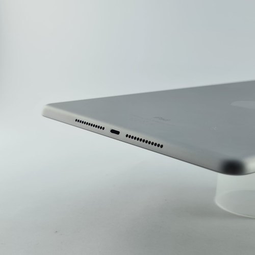Планшет iPad Wi-Fi 32GB - Space Grey, Model A1893 USED ** (MR7F2)