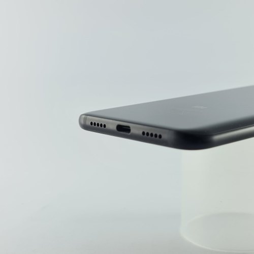 Смартфон Xiaomi Mi 8 6/128Gb Black USED **