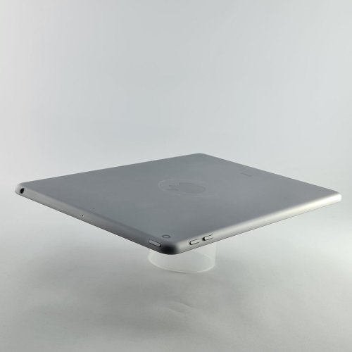 Планшет APPLE iPad - 9,7'' - 32GB WiFi - Space Gray USED ** (MP2F2)