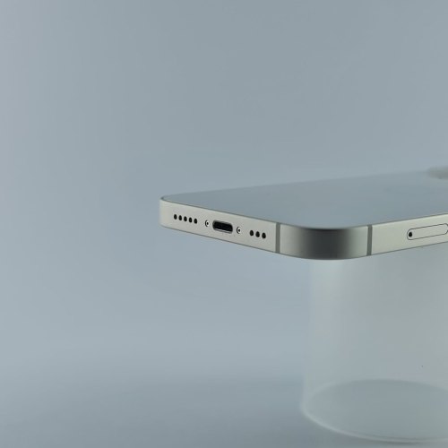 Смартфон iPhone 13 128GB Starlight, Model A2633 USED **