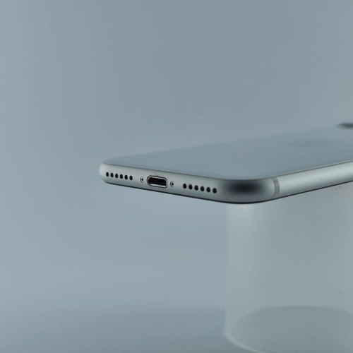 Смартфон iPhone SE 64GB White, Model A2296 USED **