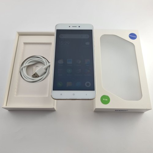 Смартфон Xiaomi Redmi Note 5A 2/16Gb Gold USED **