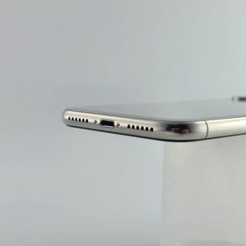 Смартфон iPhone X 64GB Silver, model A1901 USED **