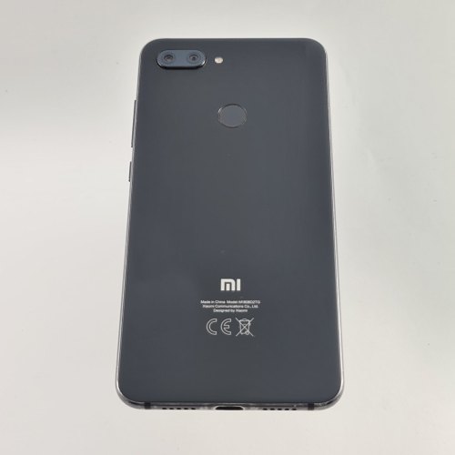 Смартфон Xiaomi Mi 8 Lite 4/64Gb Midnight Black USED **