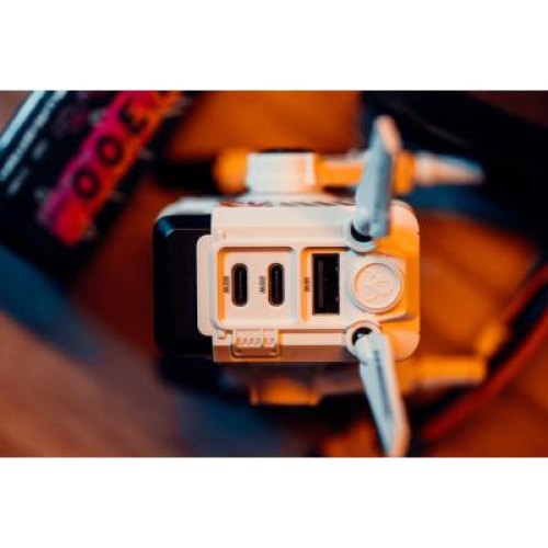 Мережевий зарядний пристрій GravaStar Alpha65 65Вт 2XUSB-C/USB-A, White