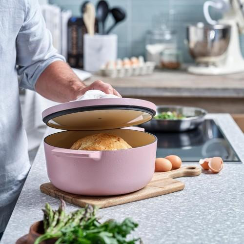 Каструля чавунна з кришкою KitchenAid, 26см, 5.2л, кол. суха троянда (CC007431-001)