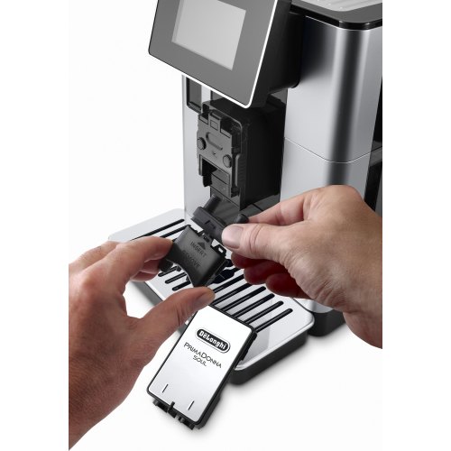 Кавомашина DeLonghi ECAM 610.74 MB